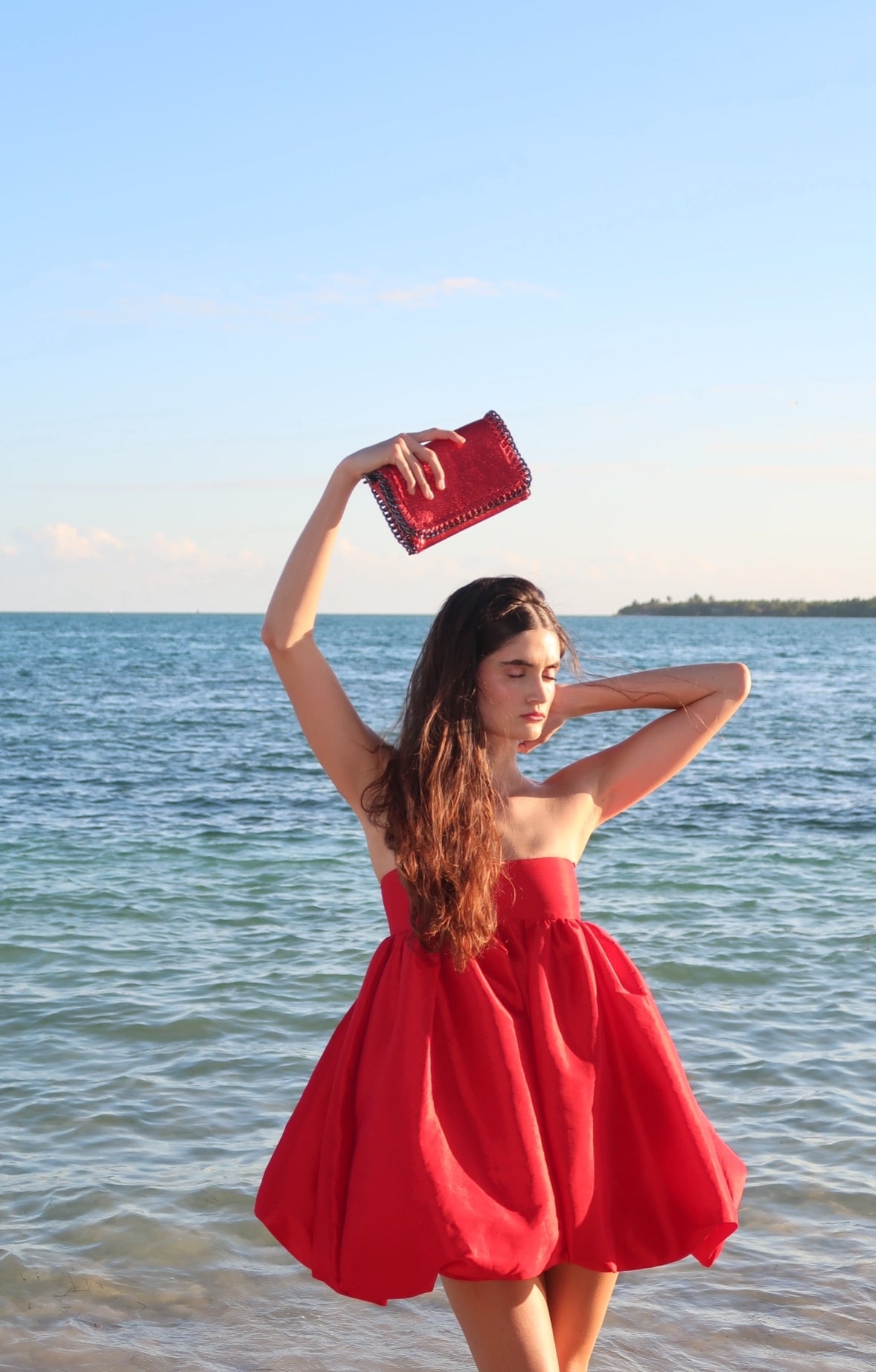 Bolsa metálica roja